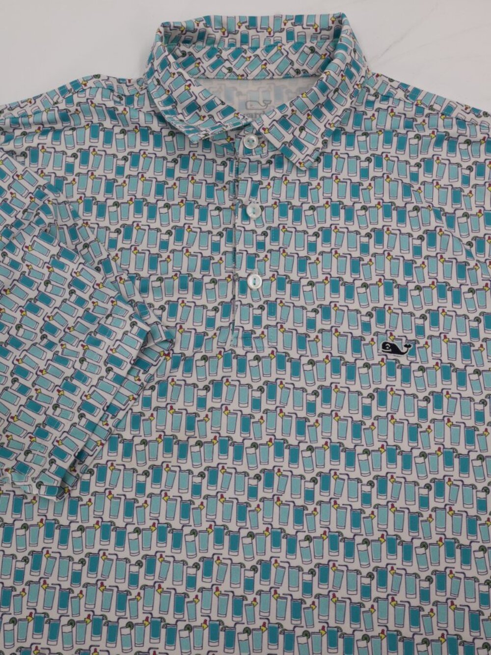 Vineyard Vines Polo Shirt Mens Medium Performance cocktail Drink glass Print AOP